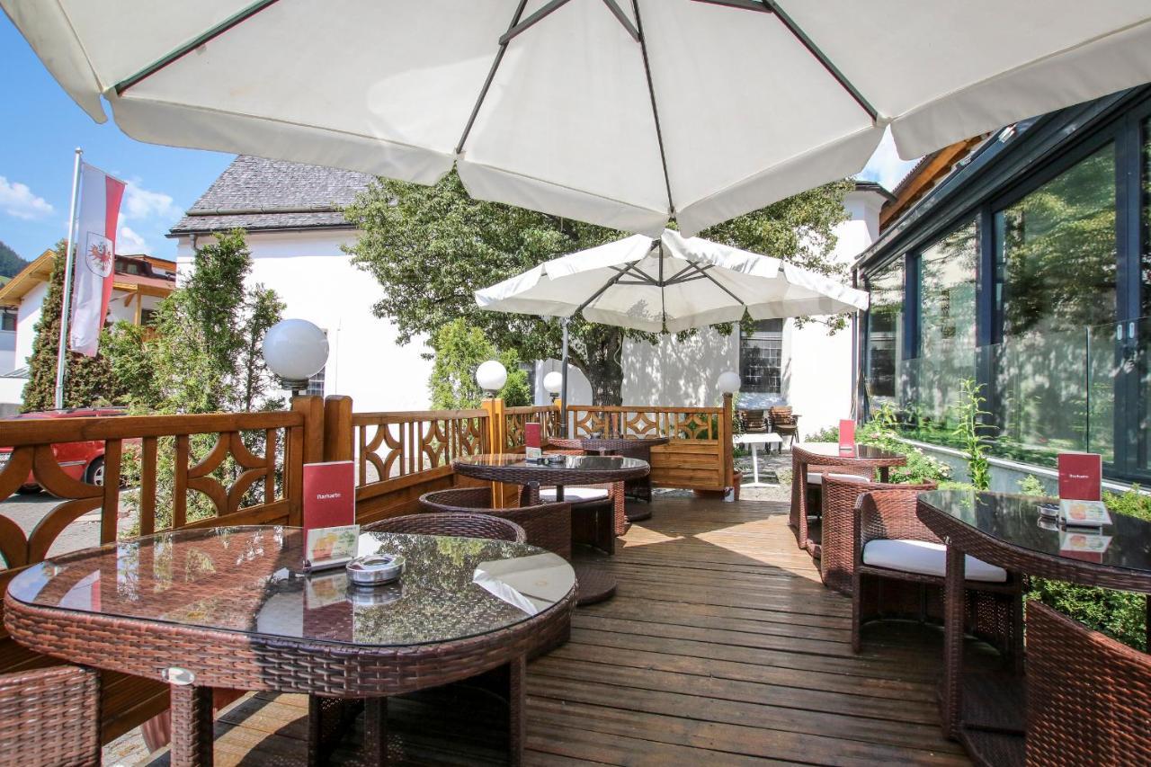 Hotel Schwarzer Adler Nauders Luaran gambar
