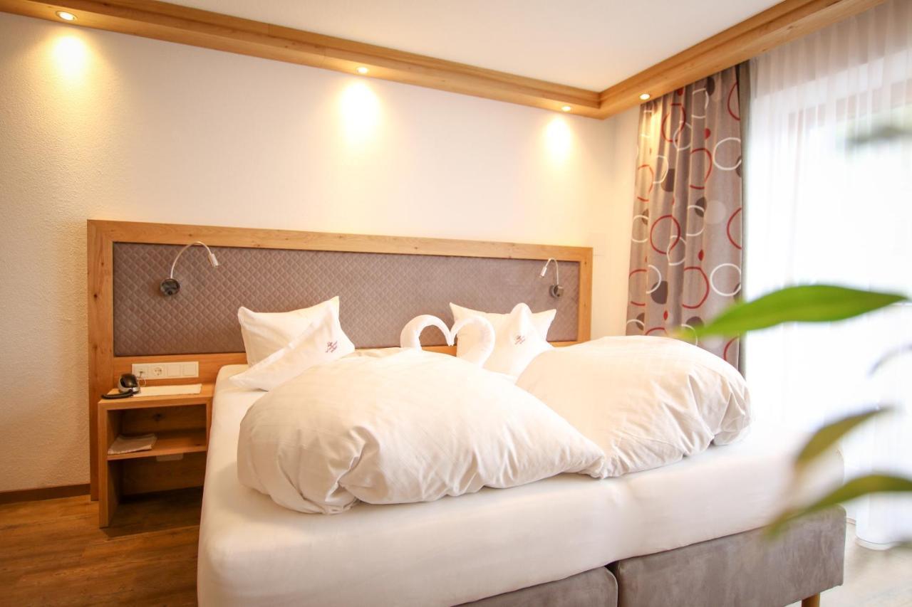 Hotel Schwarzer Adler Nauders Luaran gambar