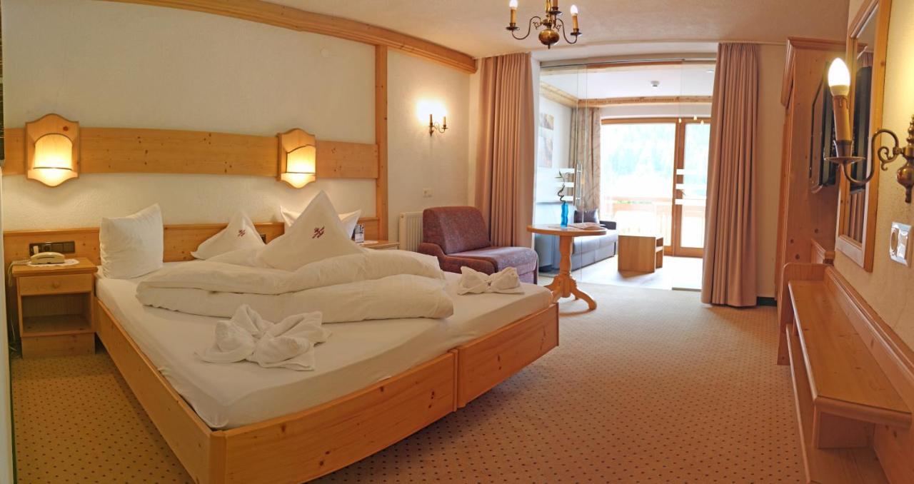 Hotel Schwarzer Adler Nauders Luaran gambar