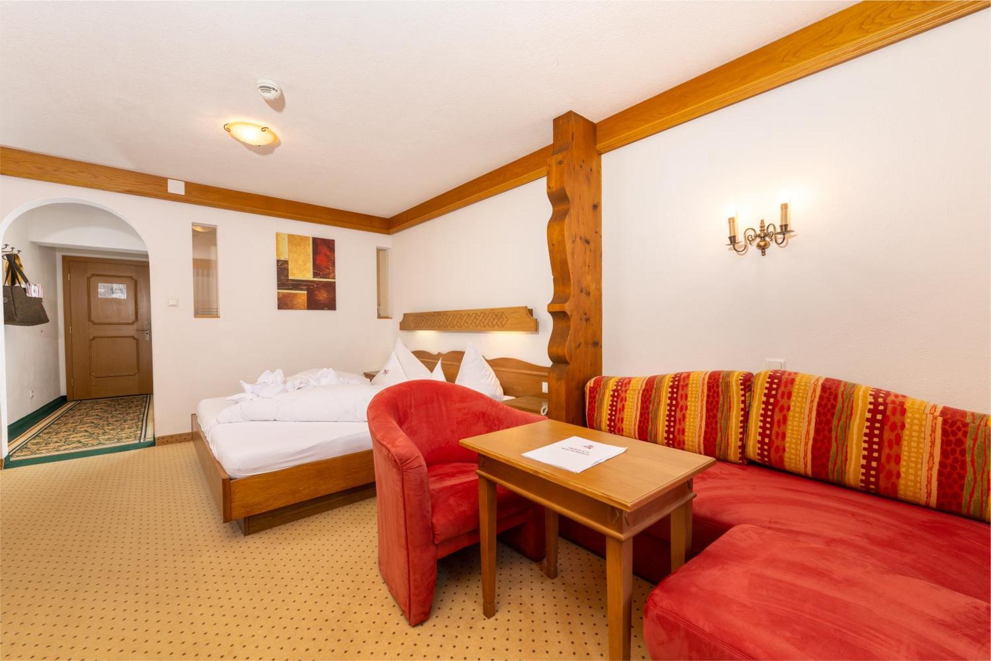 Hotel Schwarzer Adler Nauders Luaran gambar