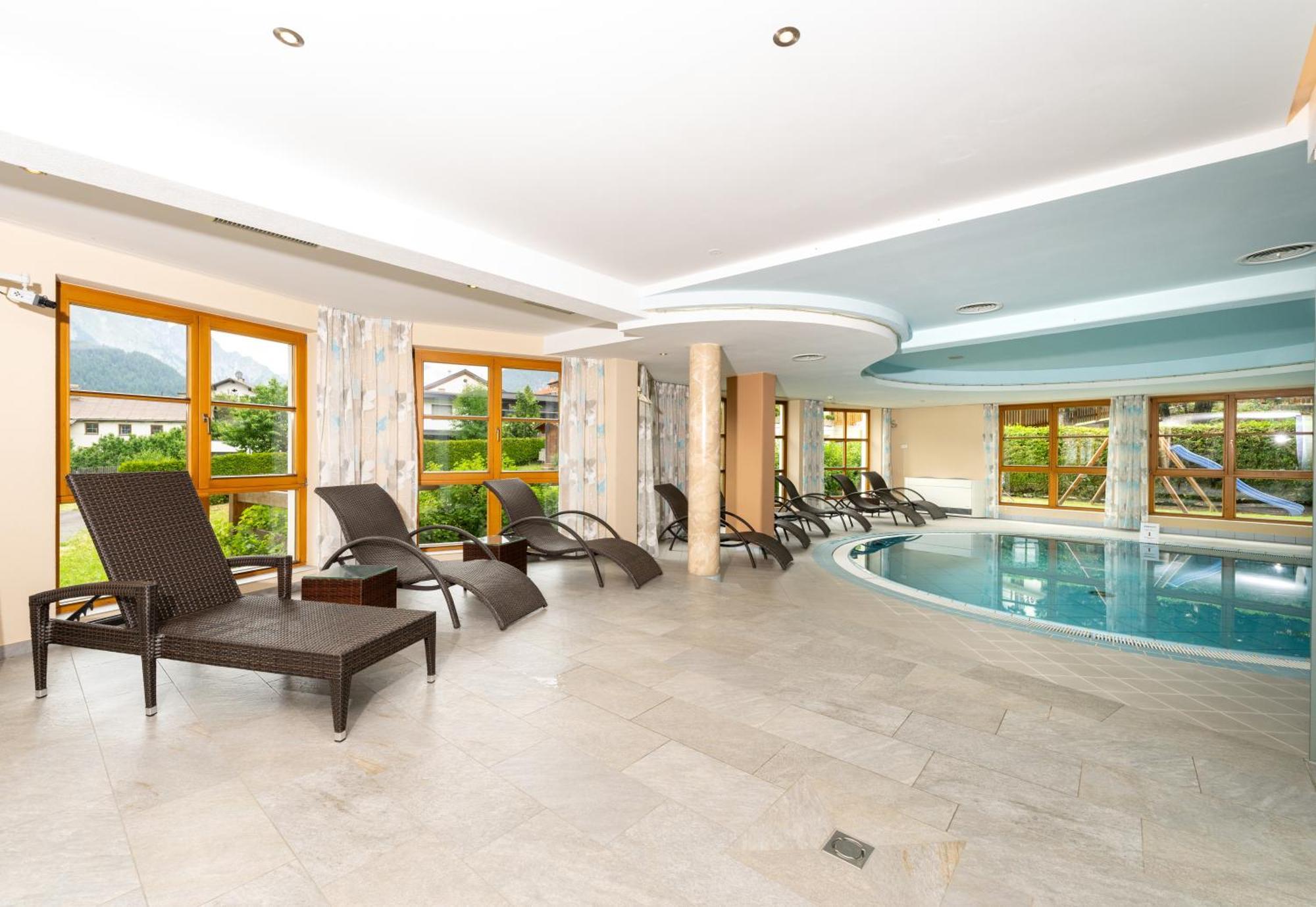 Hotel Schwarzer Adler Nauders Luaran gambar