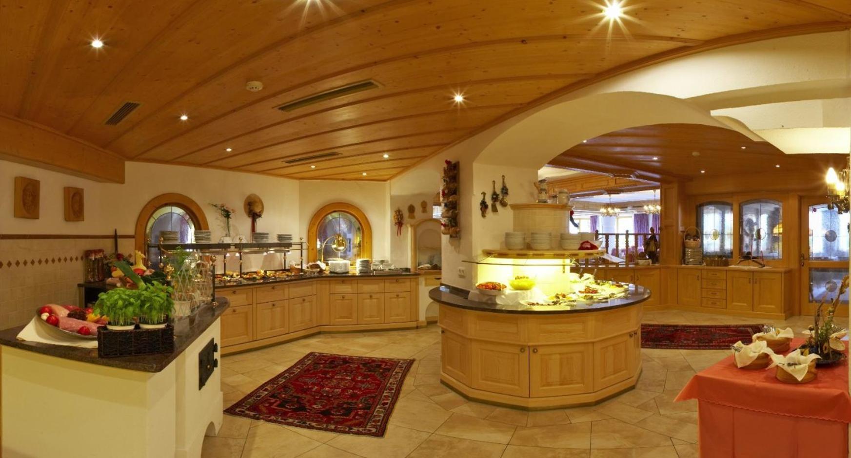 Hotel Schwarzer Adler Nauders Luaran gambar